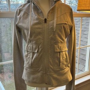 Lululemon sweatshirt, unique style, grey, good preloved condition. No stains